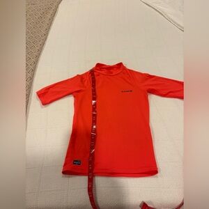 Olaian Kids Red Swim Rashguard